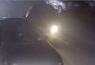 和尚开车猛撞奔驰 遭警察压制在地上铐