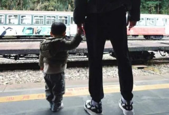 林书豪一家三口度假，妻子170高个身材苗条