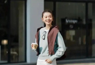 初春裤子这么穿会更好看 搭配这几件上衣就够
