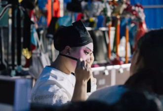 一个30岁女性，一场拼死的逃亡