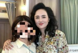 曝朱媛媛在《小城大事》杀青后，因害怕主动求合照