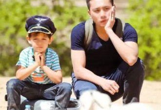 刘烨儿子上法国新闻联播，14岁诺一真的长大了，一圈胡子抢镜