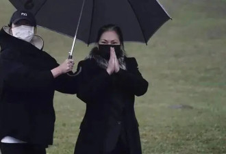 考古|具俊晔把大S周年仪式变综艺？为亡妻做雕塑还拍纪录片，被网友吐槽完全不像