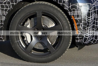 全新宝马X5 M60 xDrive路试曝光：3.0L直六轻混