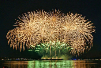 温哥华一夜烟花秀 取代烟花节！