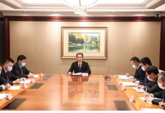 无力支付120万诉讼费，许家印拘留生活曝光