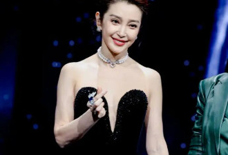 姚晨穿透视变人体彩绘，李冰冰深V抹胸、舒淇松弛西装···微博之夜谁的美商最高？