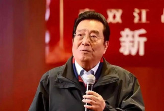 李双江近况：小县城奔波接商演 身边还有轮椅