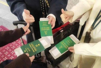 7名外国游客在中国疯狂购物500斤