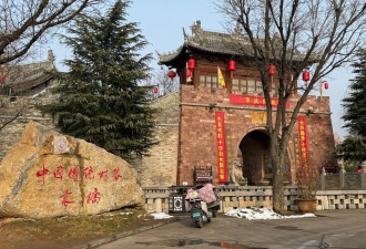 河南“短剧村”村支书：一天最多三个剧组同时拍