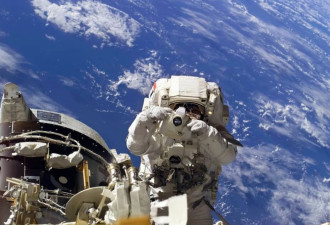 iPhone获批“上天” 随NASA挑战最远载人深空任务