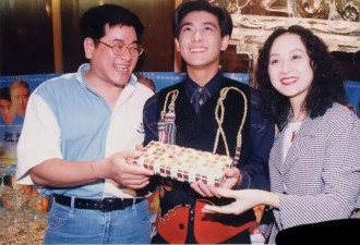 台湾前竹联帮总护法吴敦去世,贾静雯释小龙的干爹