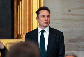 马斯克警告：没有AI和机器人，美国1000%会破产