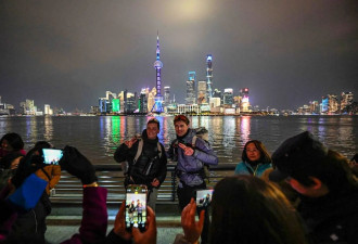 518天暴走到上海！俩法国小伙只为一个执念