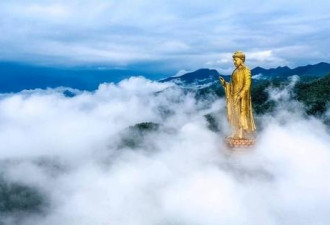 12亿人民币修建的世界最高佛，水喝不起拜不起