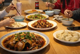 春节旅游，年轻人为何涌入体制内？
