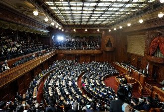 日本众议院选举：高市向上蹿升，日本向右暴走