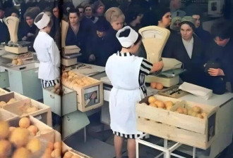 苏联重工业发达，为何不顺便发展轻工业？
