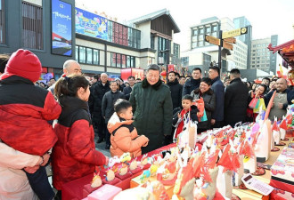 习近平的打一巴掌揉三揉
