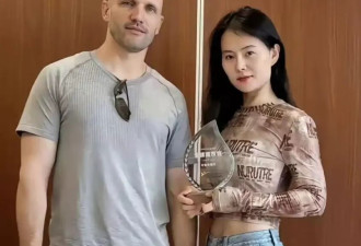 网红远嫁美国光头男，刚结婚时频繁秀恩爱