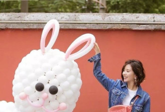 刘诗诗剪了短发后像换了个人，美得差点认不出