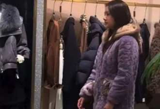 明星回村,全员"出厂设置":任敏拔白菜,程莉莎赶大集,太真实