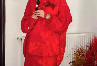 沈梦辰和刘涛同穿新中式服饰过节！一个温柔俏丽一个国泰民安气质