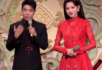 春晚名场面！易烊千玺垫肩抢镜，热巴让人认不出