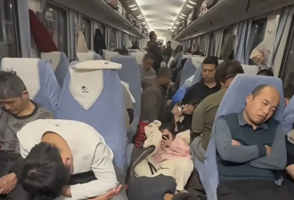 当回家都成“奢侈” 谁在假装我们都富了？
