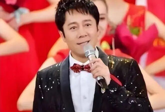 57岁蔡国庆近况曝光！22次登上春晚舞台，如今两个儿子成为他的骄傲