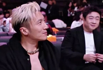 疯传！杨幂被指看人下菜碟遭张艺谋整顿，跌落神坛