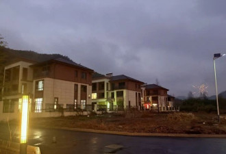 铁锅炖自己？除夕在铁锅里泡澡 杭州等地真的有