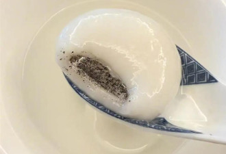 江疏影戴婚戒晒年夜饭!瘦到脱相,七菜一汤加茅台,那铁锅太真实