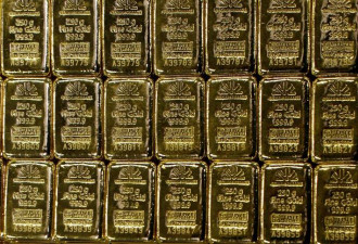 黄金强弹超2% 重返5000美元大关