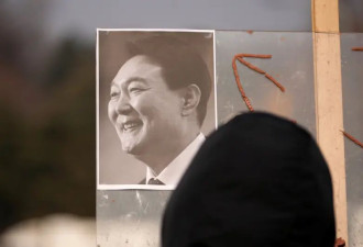 前总统遭判无期徒刑 执政党党魁嫌太轻