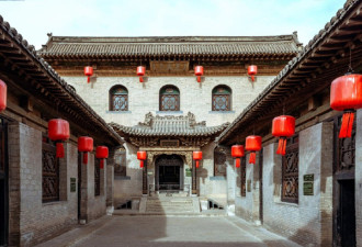 “门前有三物，子孙难兴旺”是哪三样？
