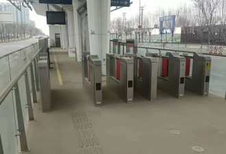 西北首条智轨停运：载客多，造价低，为何跑不起来？