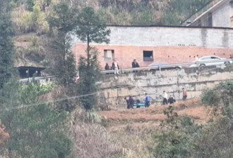 6名消防员随车坠崖牺牲，村民：山路又弯又陡