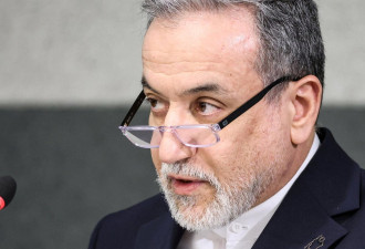 美国强化军事部署 伊朗称愿迅速达成协议