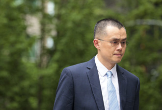 前中国首富出狱后，现身海湖庄园