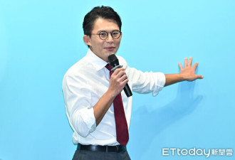 黄国昌大赞美国最高法院