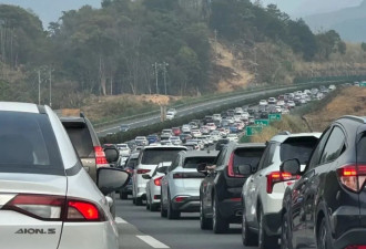 堵堵堵 第一批“大聪明”已堵在回深圳路上了