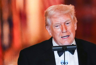 CNN：送上大礼 最高法院救了川普一把