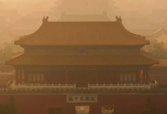 北京河北山西遭沙尘暴突袭 黄沙漫天 多航班延误