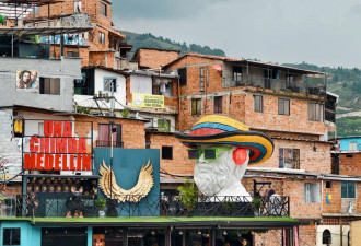 我在世界毒窝，读懂百亿旅游生意