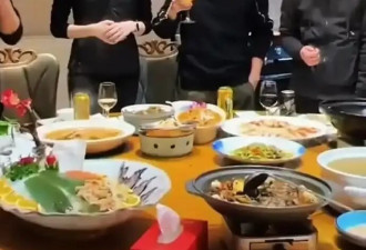 撒贝宁和家人返京复工，无明星架子送新年祝福，老婆李白长腿抢镜