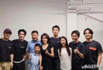  金巧巧三亚全家福狠狠打脸 富豪老公罕露面 