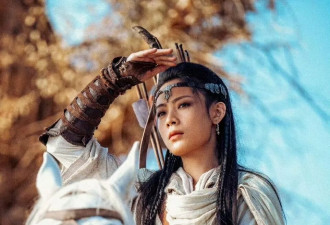 《镖人》她本是救场却全网夸，吴京换人重拍赢麻