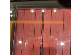 一条手链涨24000元！老铺黄金部分门店被抢空，只剩下柜台和柜姐