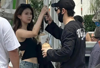 黄晓明恋情曝光！与美女穿情侣装并同游，女方年龄被扒疑似小22岁